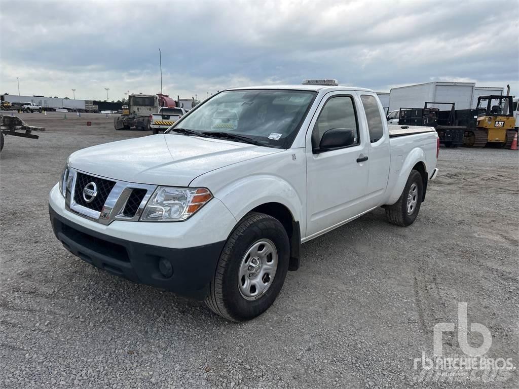 Nissan FRONTIER Utilitaire benne