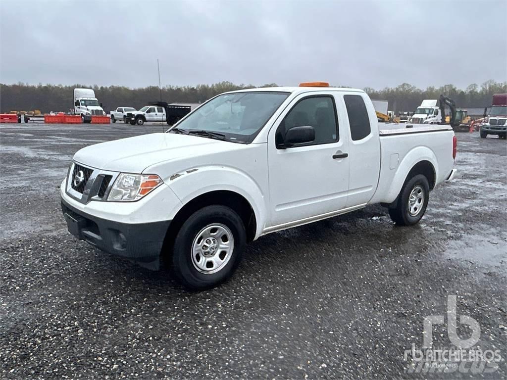 Nissan FRONTIER Utilitaire benne