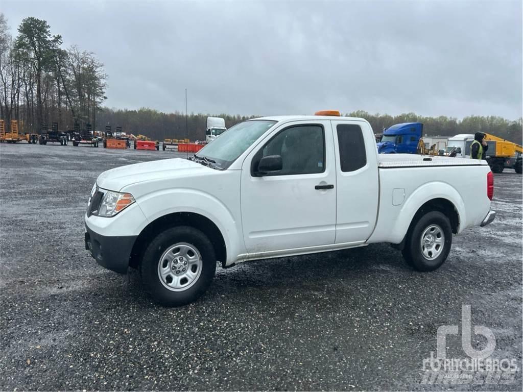 Nissan FRONTIER Utilitaire benne
