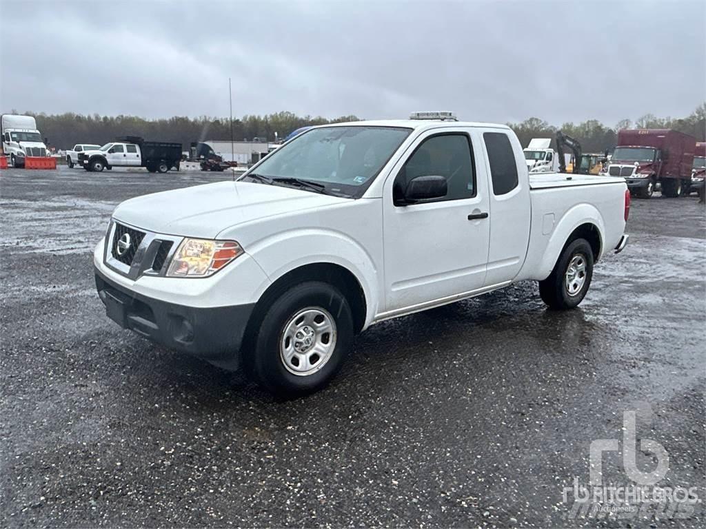 Nissan FRONTIER Utilitaire benne