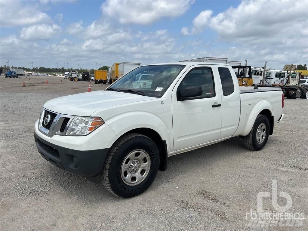 Nissan FRONTIER Utilitaire benne
