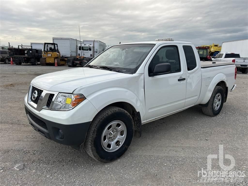 Nissan FRONTIER Utilitaire benne