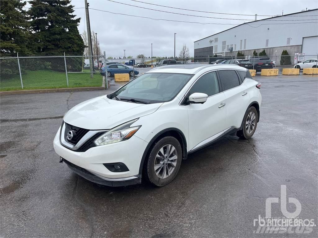 Nissan MURANO Utilitaire benne