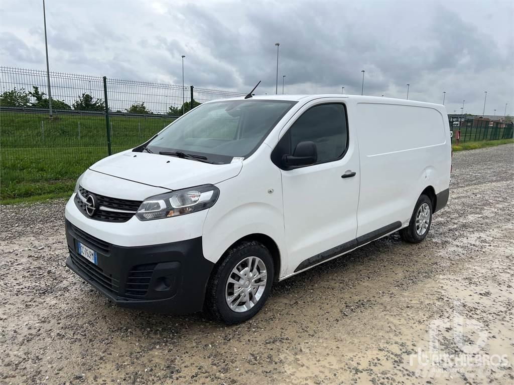 Opel VIVARO Utilitaire