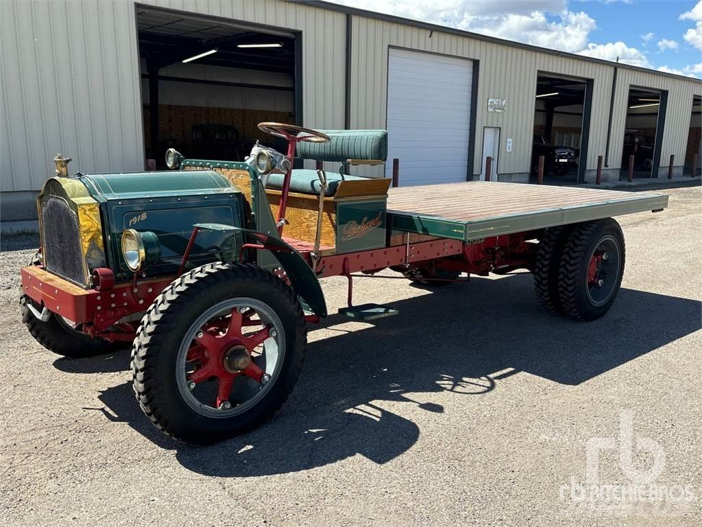  PACKARD ED Camion plateau