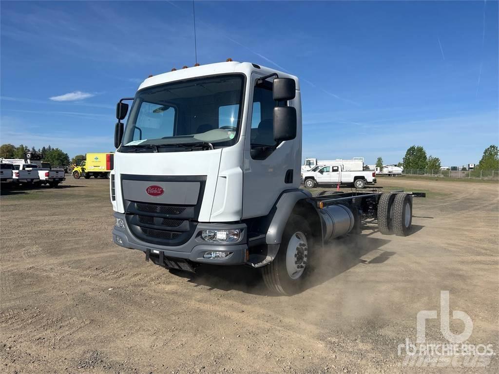 Peterbilt 220 Châssis cabine
