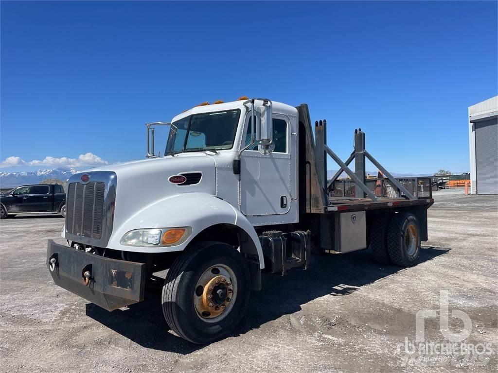 Peterbilt 335 Camion foreuse