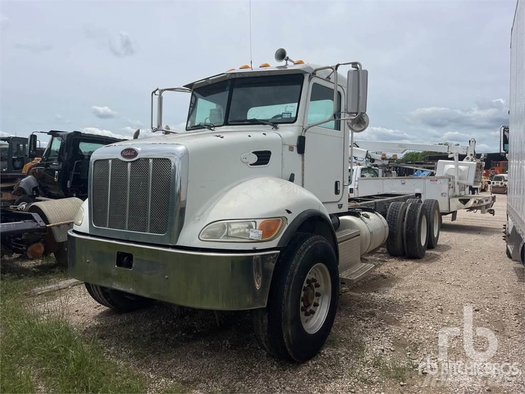 Peterbilt 335 Châssis cabine