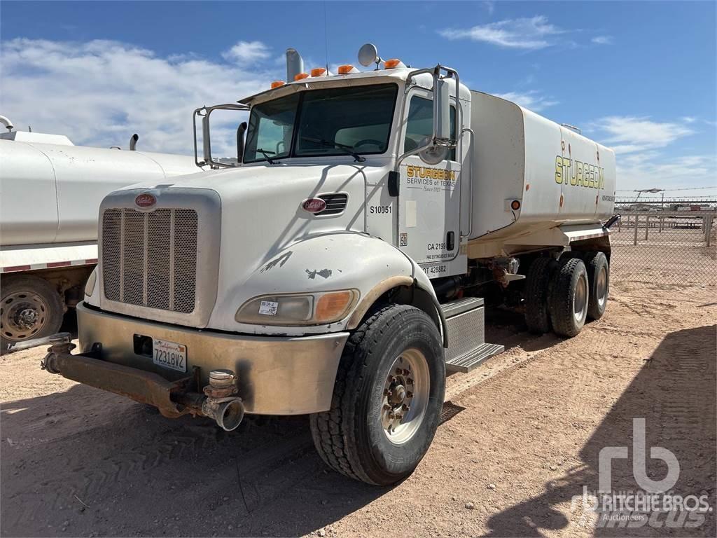 Peterbilt 340 Camion citerne à eau