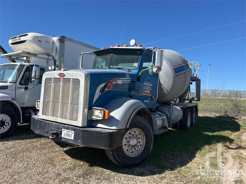 Peterbilt 365 Camion malaxeur