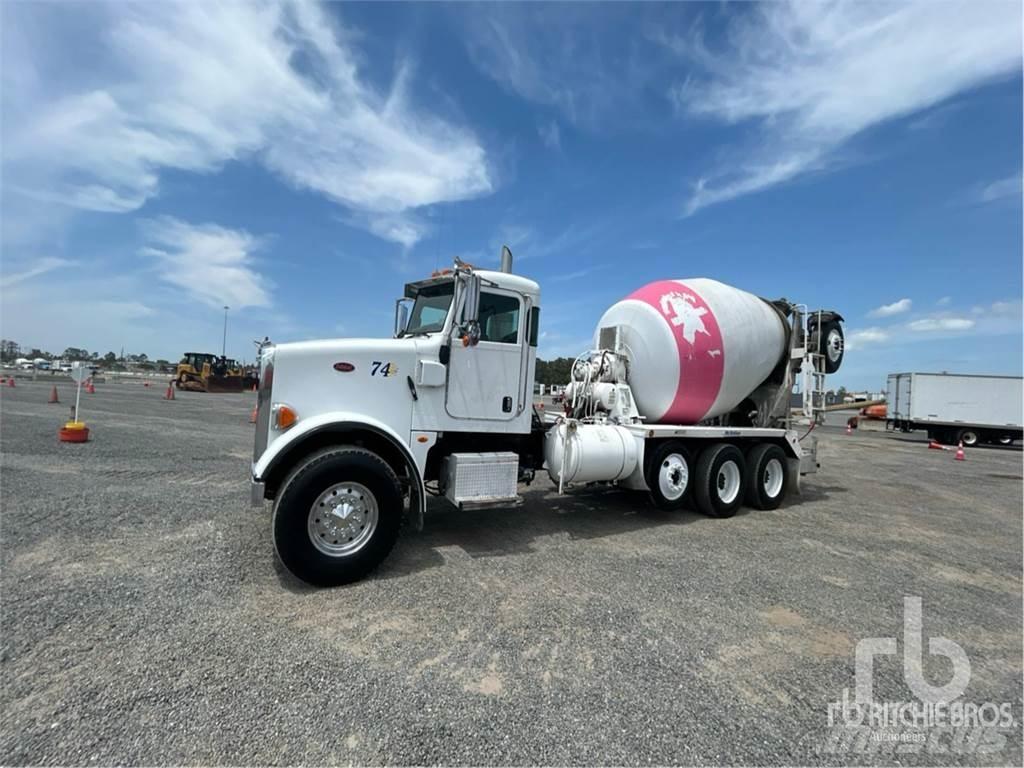Peterbilt 365 Camion malaxeur