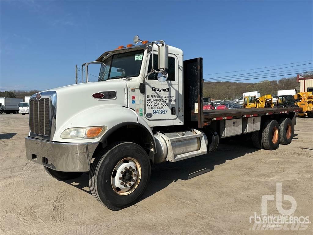 Peterbilt 382 Camion plateau