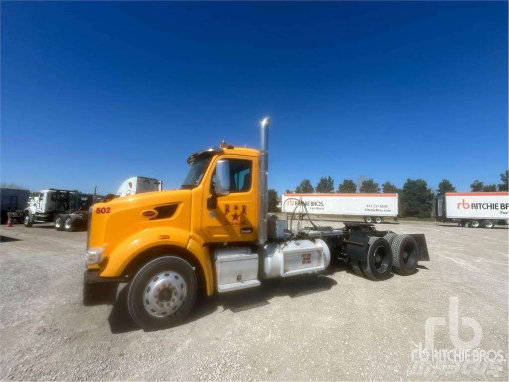 Peterbilt 567 Tracteur routier