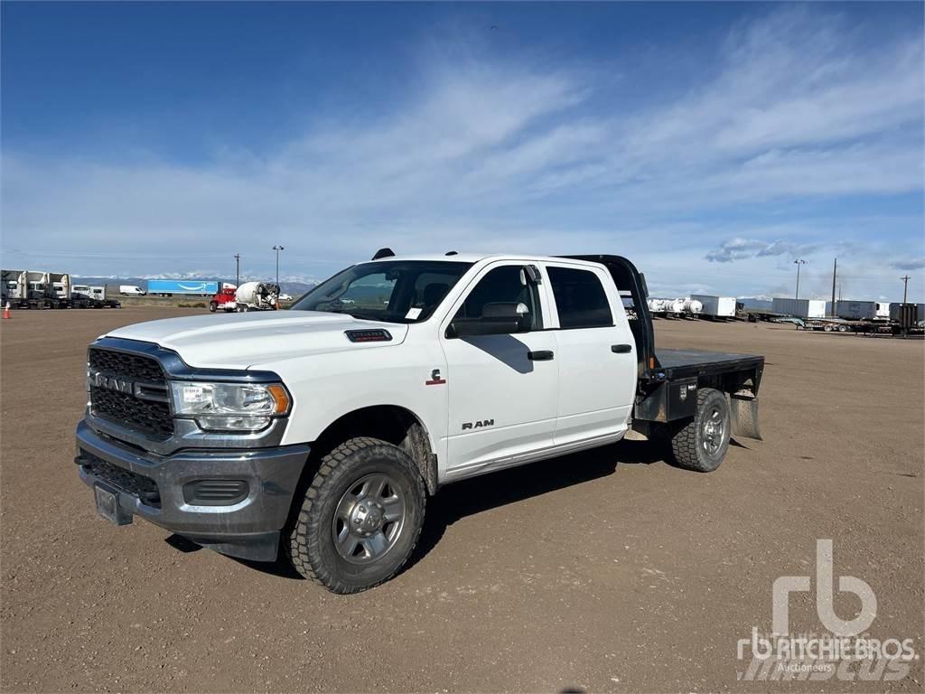 RAM 2500 Camion plateau