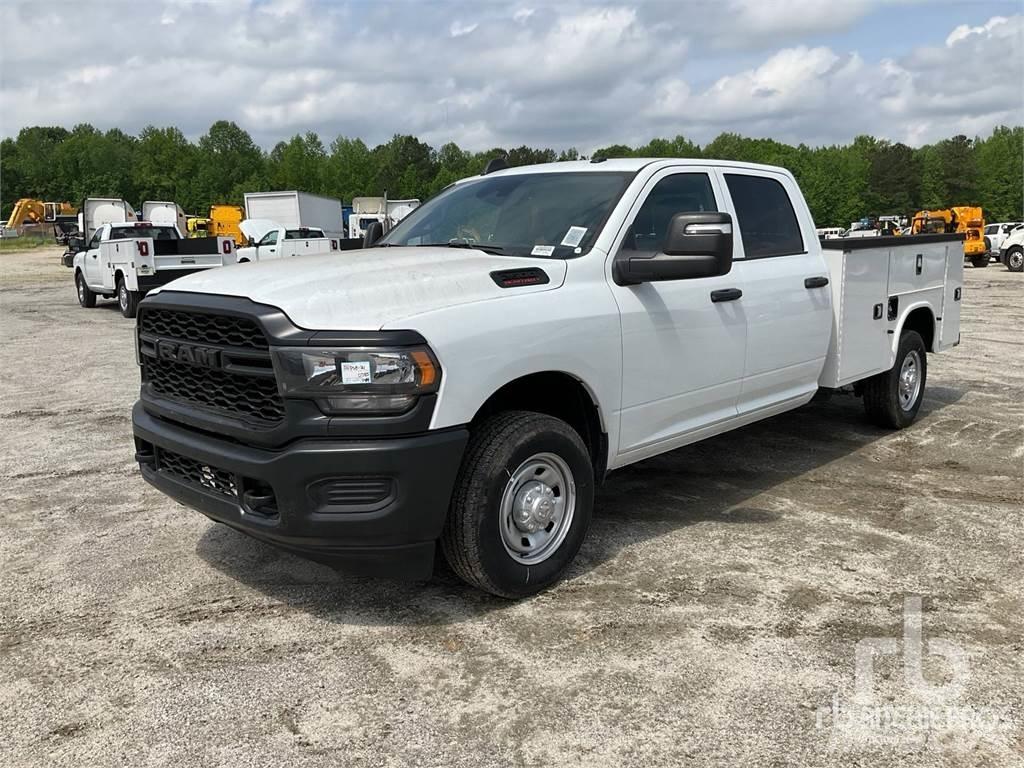 RAM 2500 Camions et véhicules municipaux