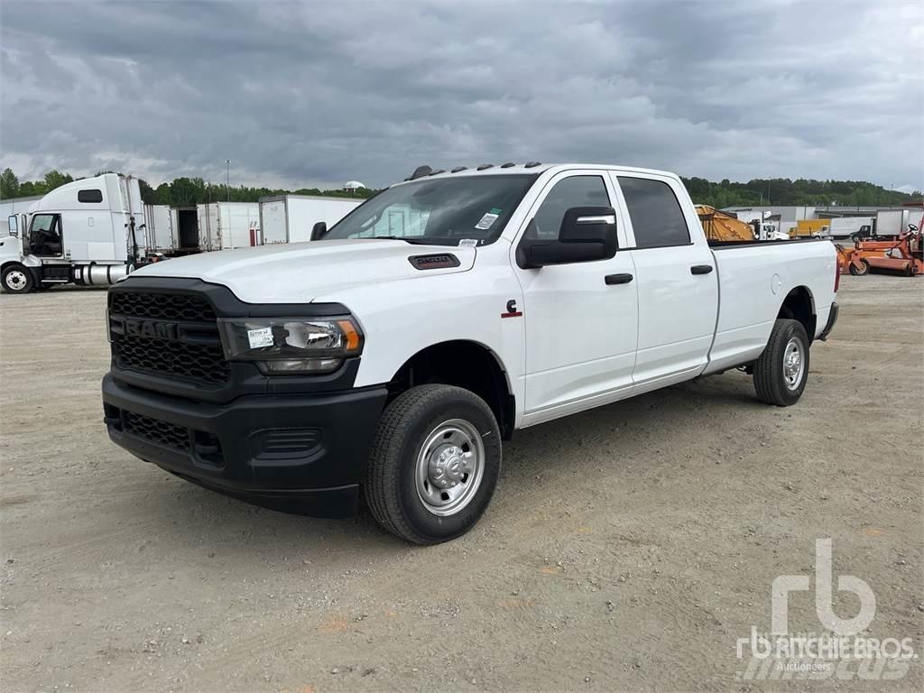 RAM 2500 Utilitaire benne