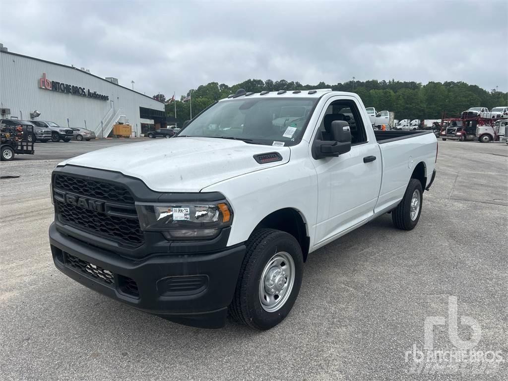 RAM 2500 Utilitaire benne