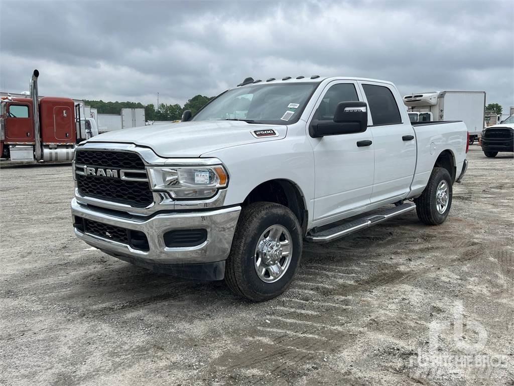 RAM 2500 Utilitaire benne