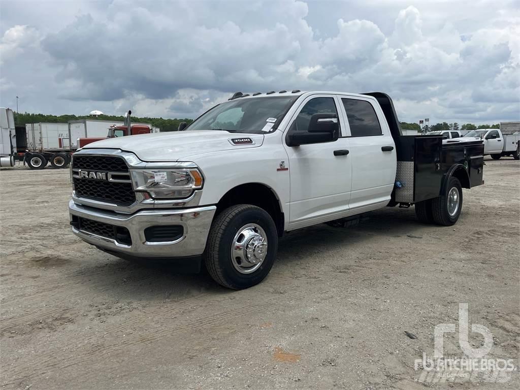 RAM 3500 Camions et véhicules municipaux