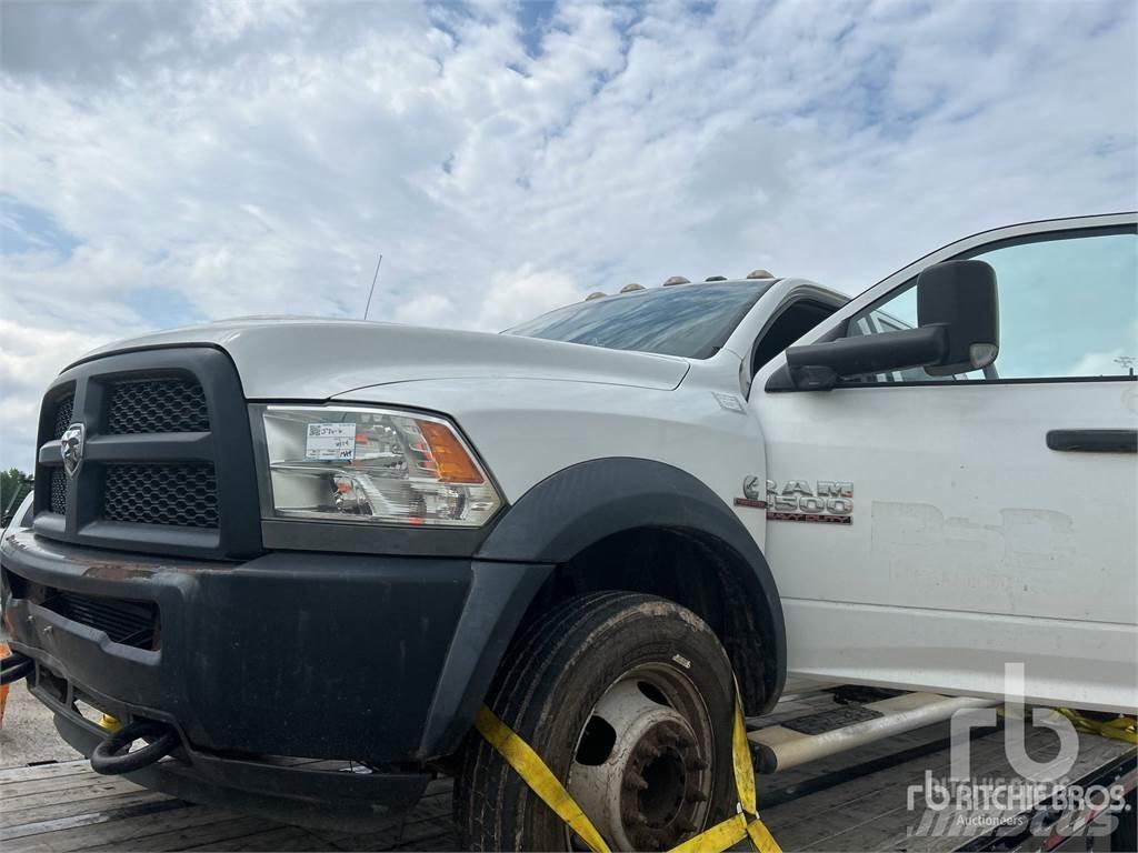 RAM 4500 Camion plateau