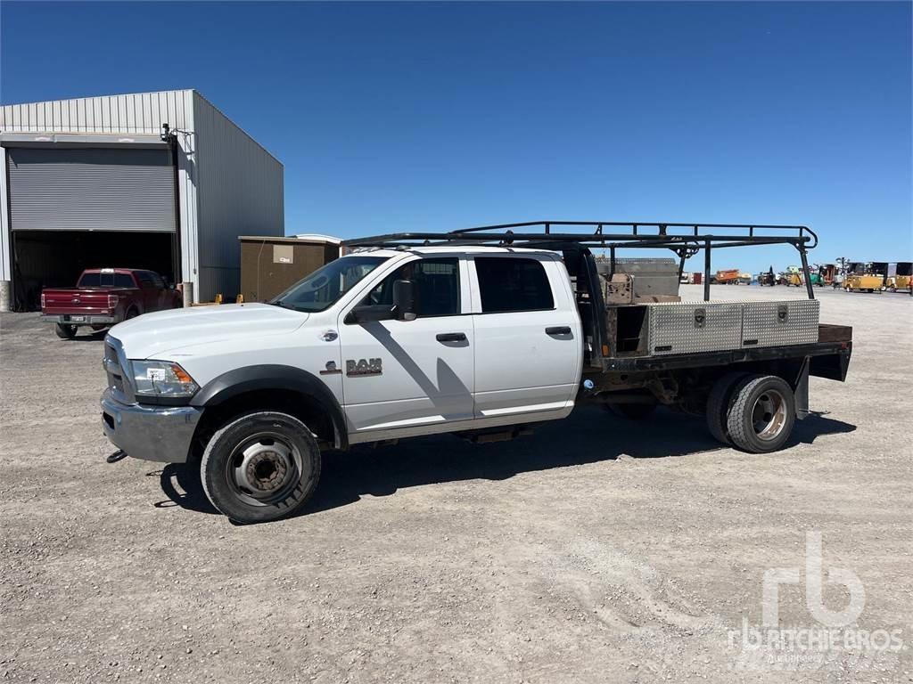 RAM 5500 Camion plateau