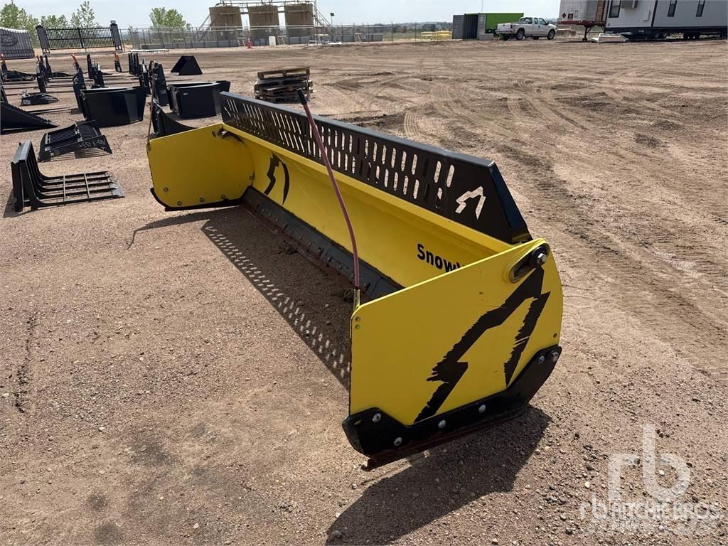 SnowWolf 132 in Transport - Autres