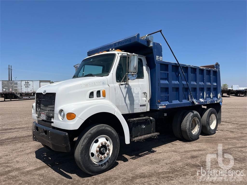 Sterling L7500 Camion benne
