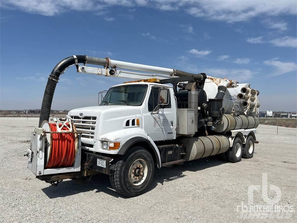 Sterling LT9500 Camion aspirateur, Hydrocureur