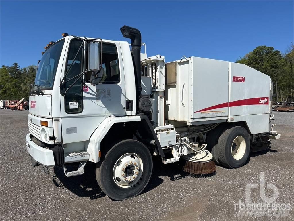 Sterling SC8000 Camion balayeur
