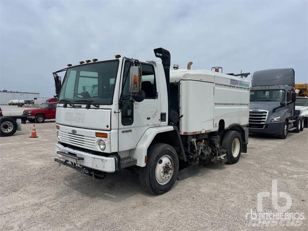 Sterling SC8000 Camion balayeur