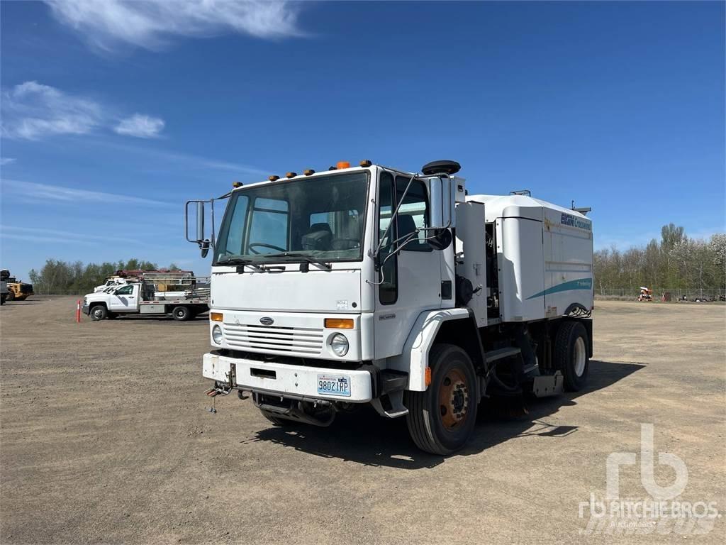 Sterling SC8000 Camion balayeur