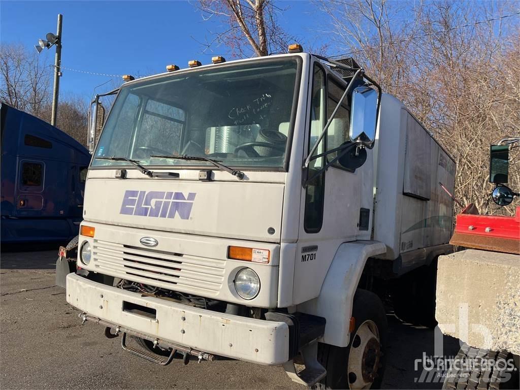 Sterling SC8000 Camion balayeur