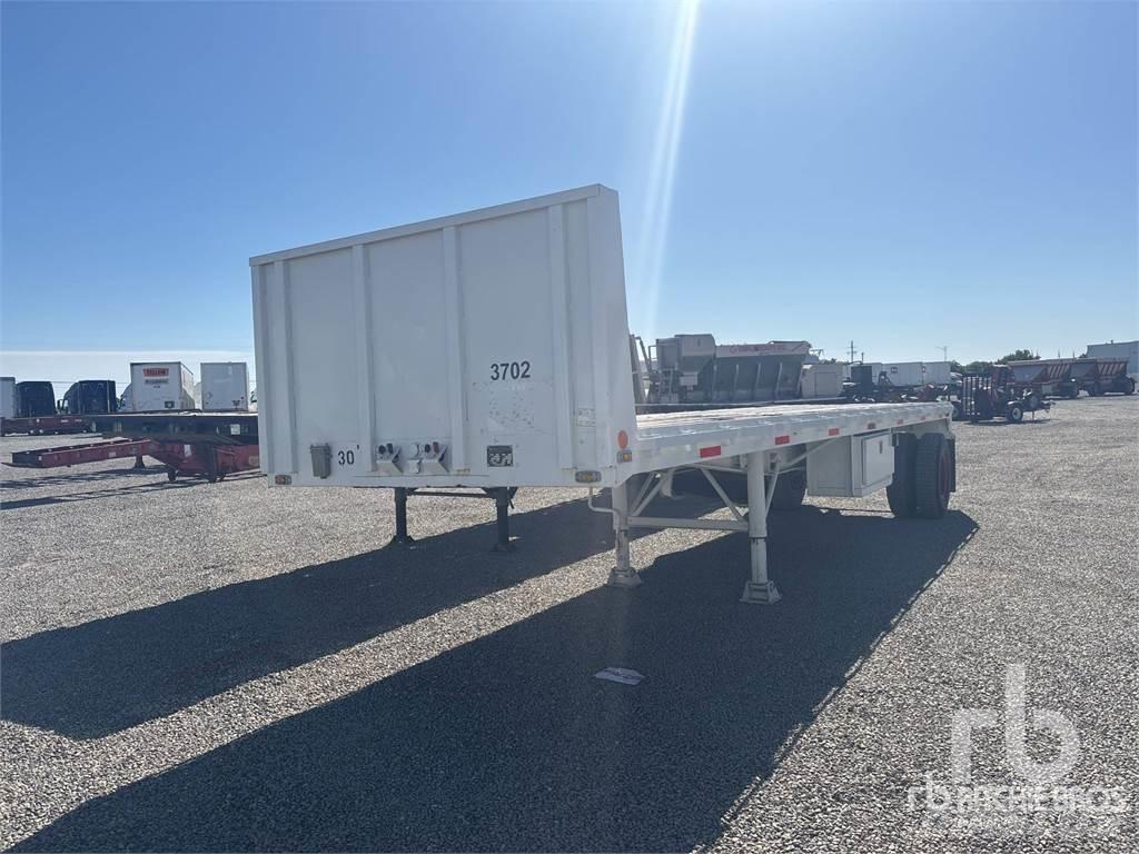 Stoughton 30 ft Semi remorque plateau ridelle