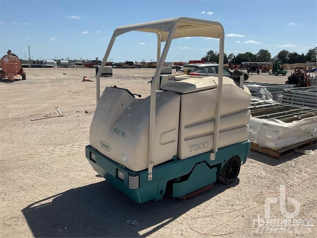 Tennant 7300 Balayeuse / Autolaveuse