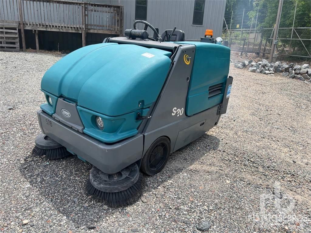 Tennant S20 Balayeuse / Autolaveuse