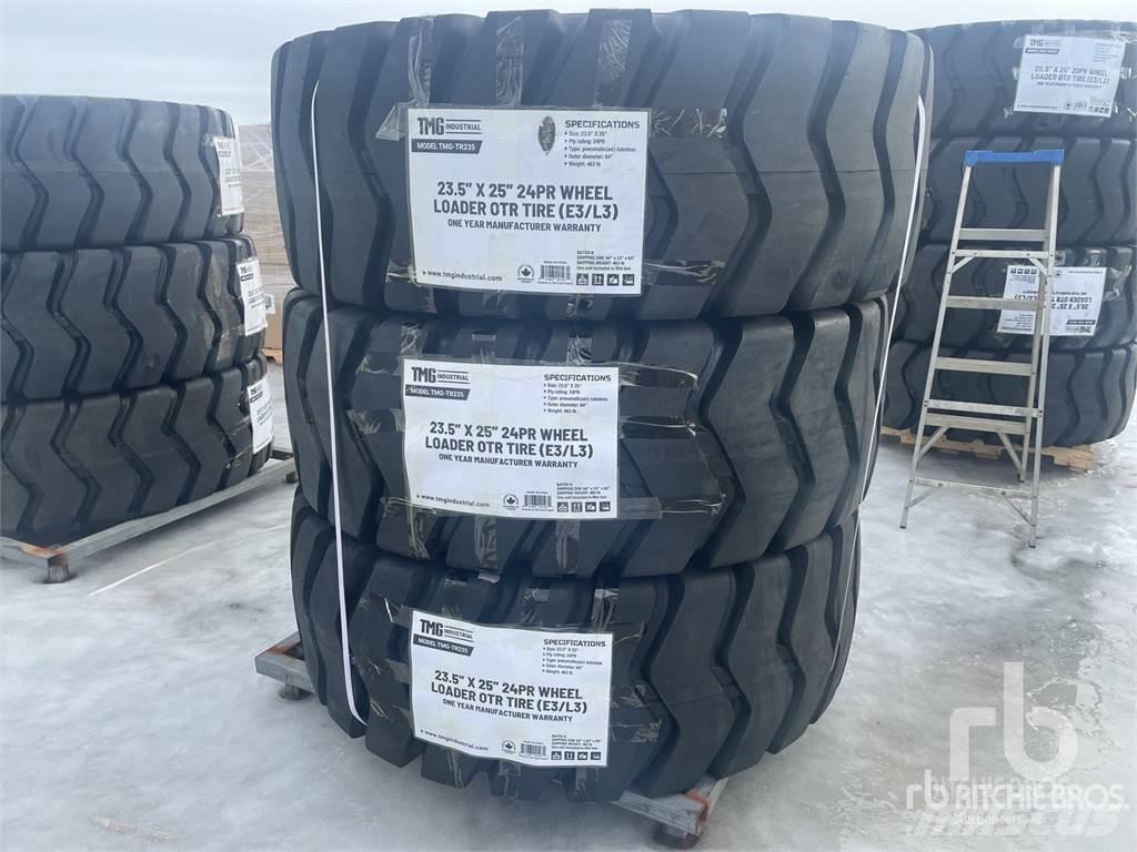 TMG TR235 Pneus, roues et jantes