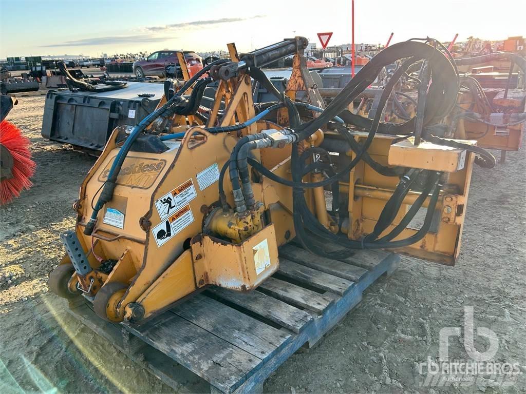 Trackless MTCP Accessoires pour matériels travaux routiers