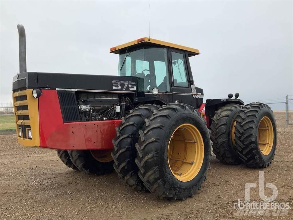 Versatile 876 Tracteur