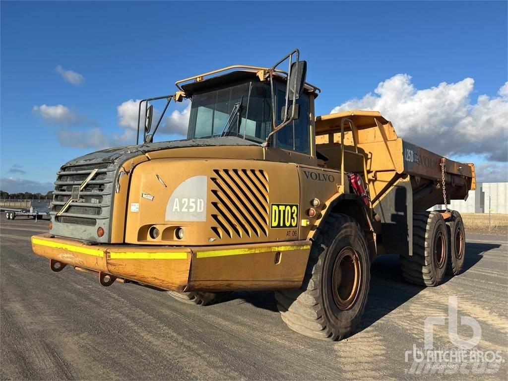Volvo A25D Tombereau articulé