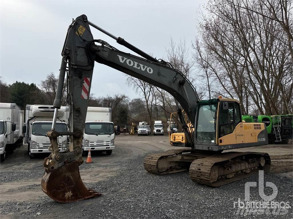 Volvo EC210CL Pelle sur chenilles
