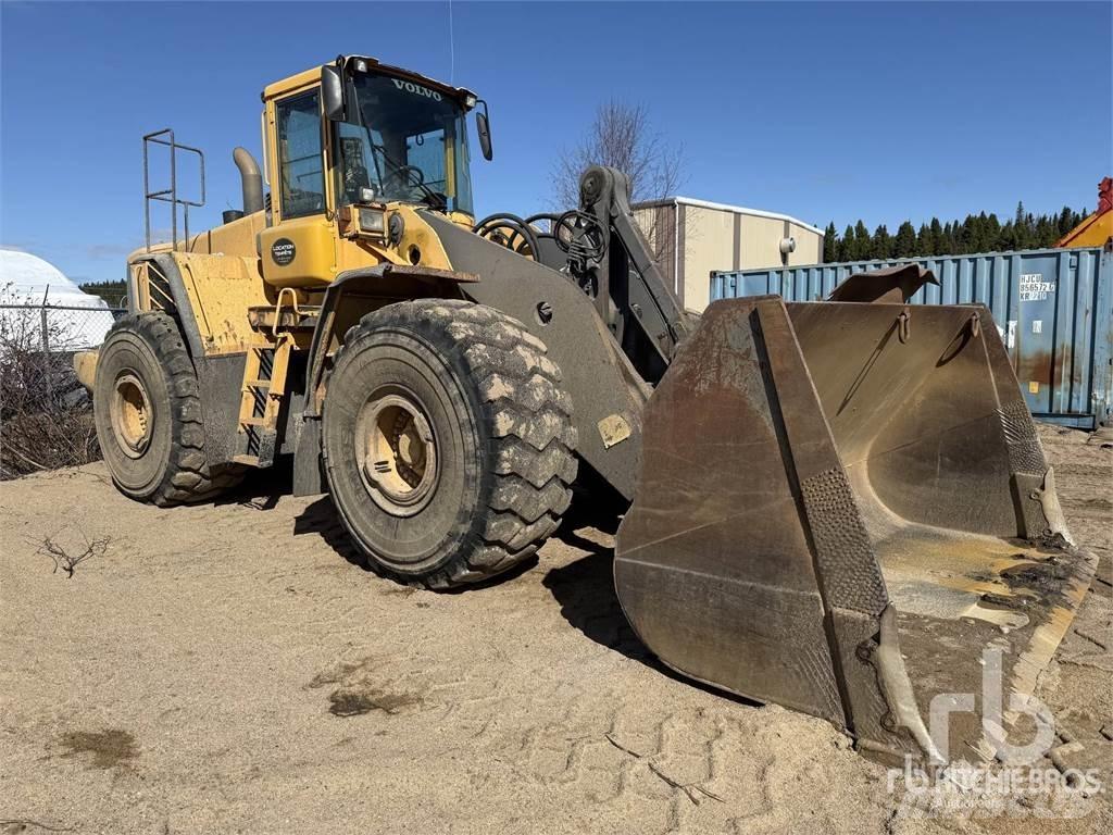 Volvo L220E Chargeuse sur pneus