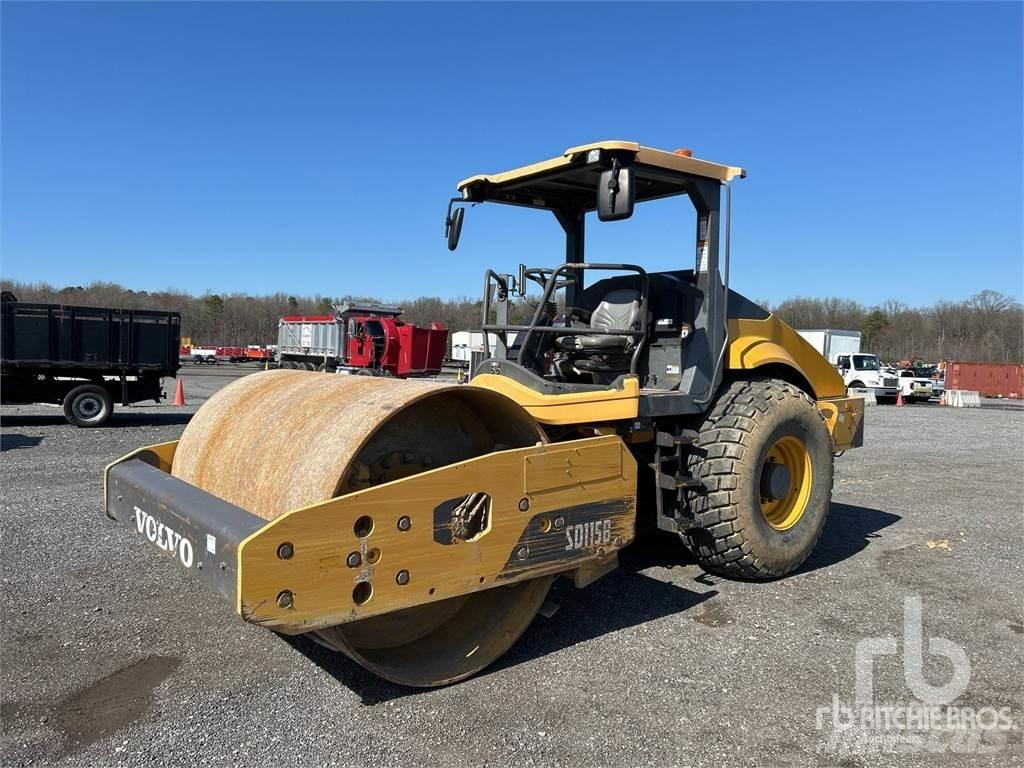 Volvo SD115B Compacteur de sol