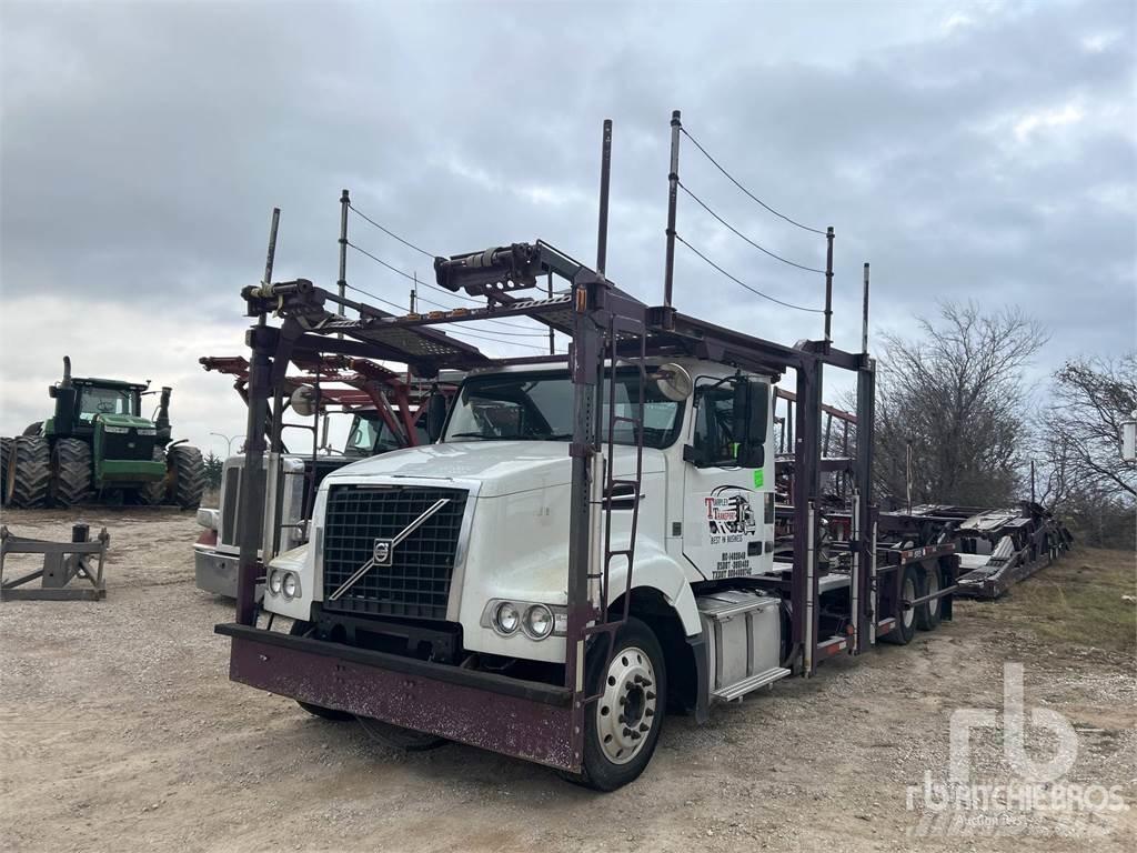 Volvo VAH Camion porte engin