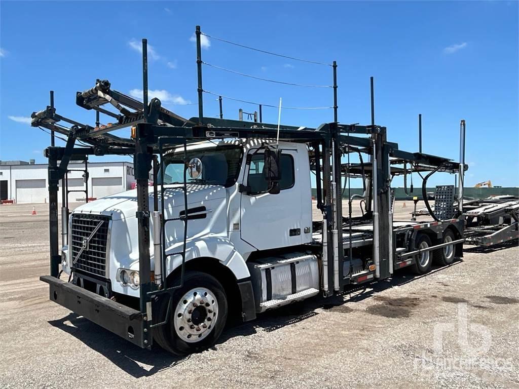Volvo VAH200 Camion porte engin