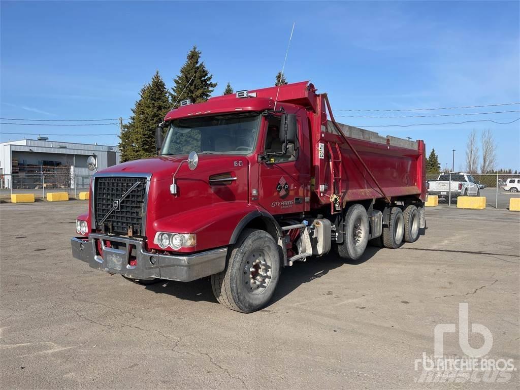 Volvo VHD84B300 Camion benne