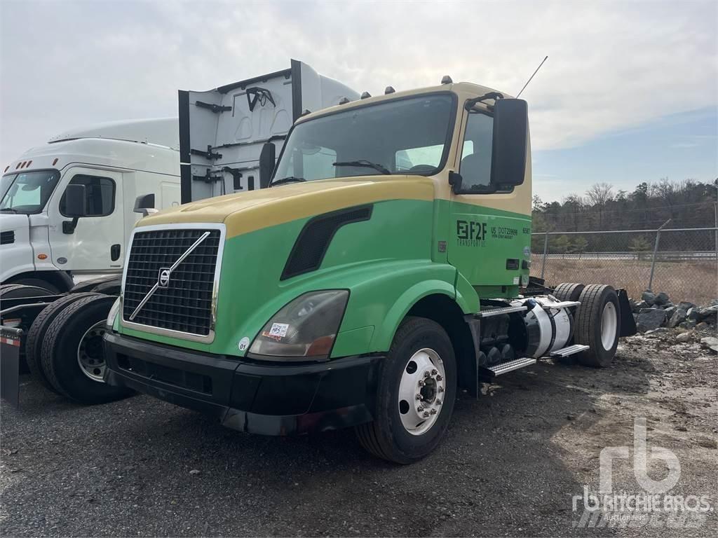 Volvo VNL Tracteur routier