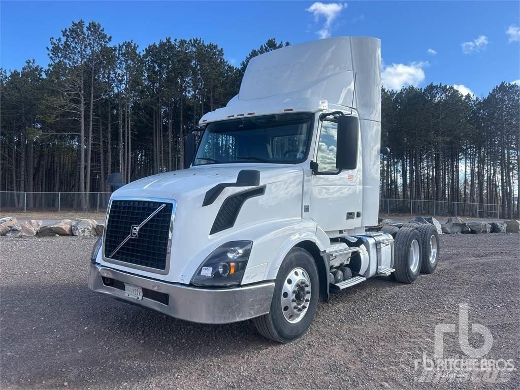 Volvo VNL Tracteur routier