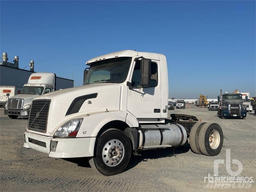 Volvo VNL Tracteur routier