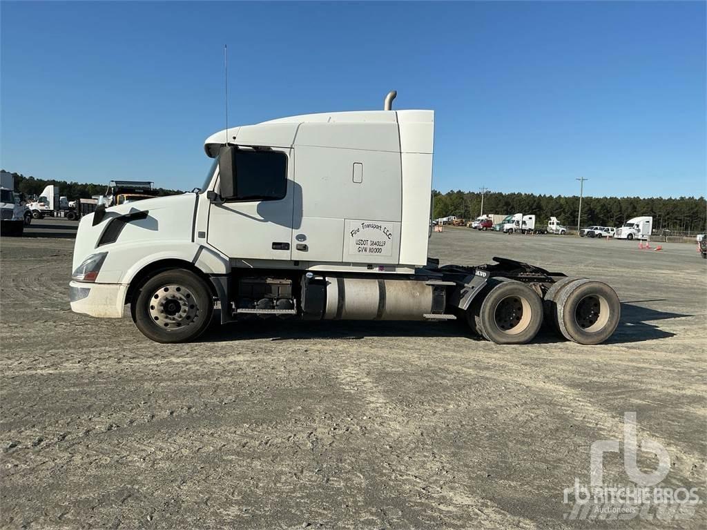 Volvo VNL Tracteur routier