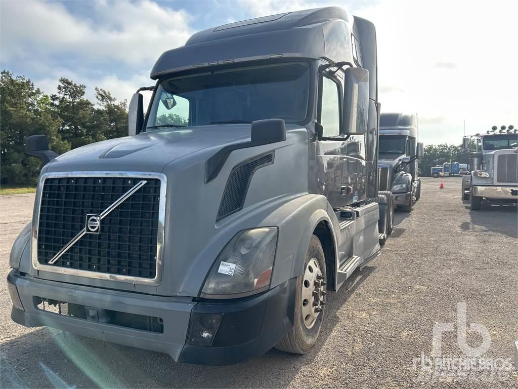 Volvo VNL Tracteur routier